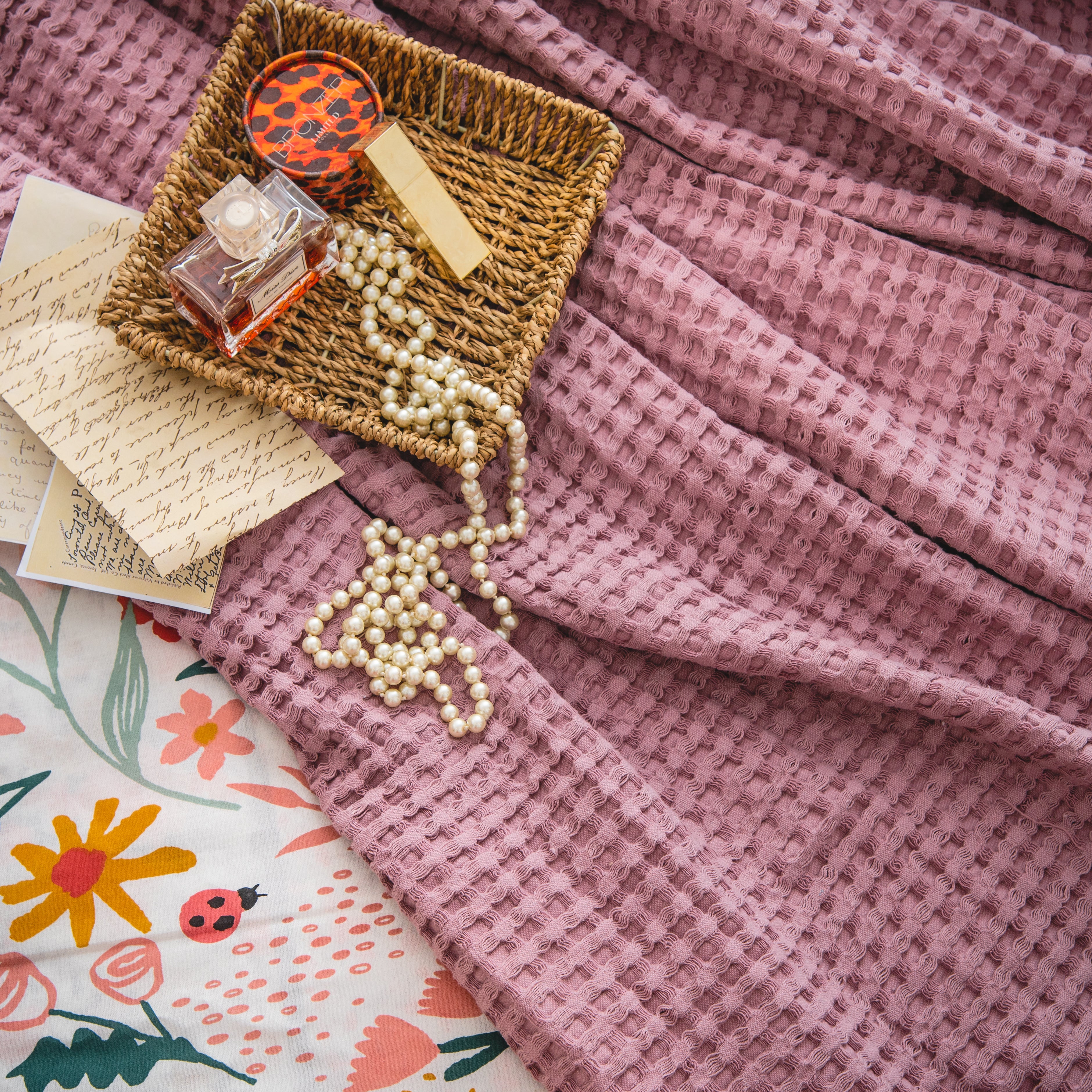Blush Pink Waffle Weave Blanket - RAZAEE