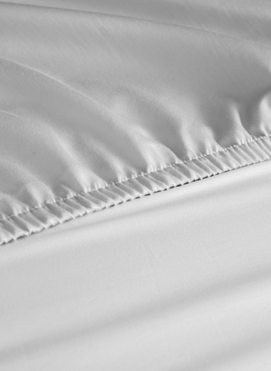 Luxury White Sateen Bedsheet Set - RAZAEE