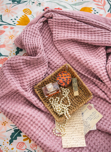 Blush Pink Waffle Weave Blanket - RAZAEE