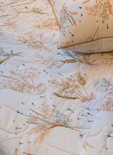 Dandelions Bliss Handcrafted Bedspread set - RAZAEE